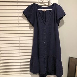 Xírena Classic Puffy Short Sleeve Button Down Mid Maxi Dress